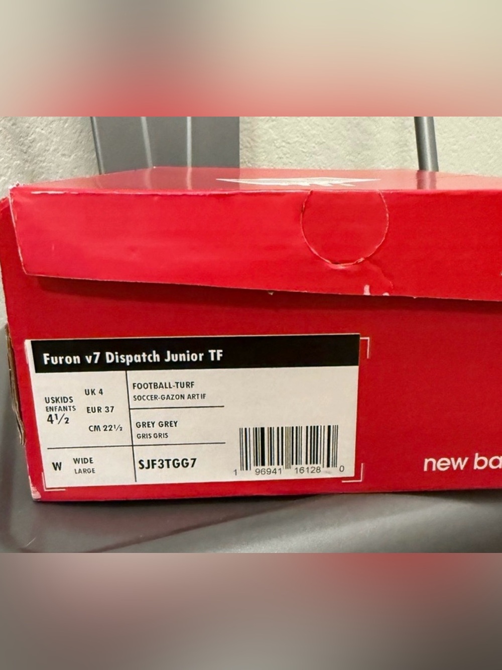 NWT New Balance Furon v7 Dispatch Junior TF Soccer Shoes Youth 4.5 wide - Picture 3 of 5